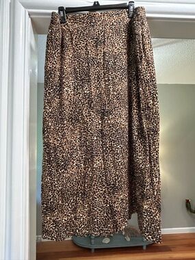 Cheetah print Old Navy Maxi Skirt - XL